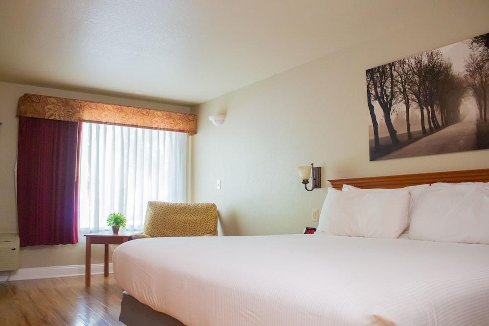 Stratford Inn Ашленд Екстериор снимка