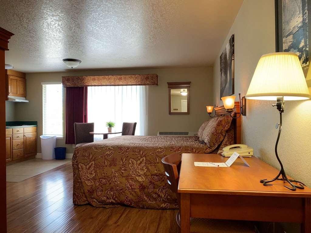 Stratford Inn Ашленд Екстериор снимка